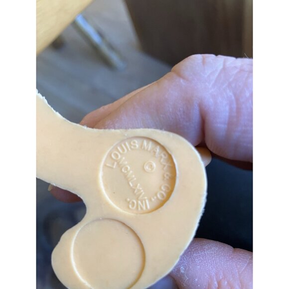 2 Vintage Louis Marx 6" Plastic Indian Warrior Toy Figures - Picture 6 of 8